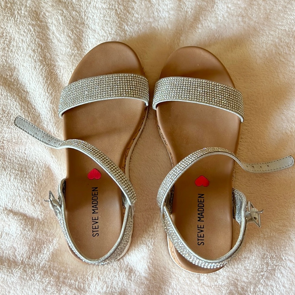Steve Madden girls sandals size 1, rhinestones